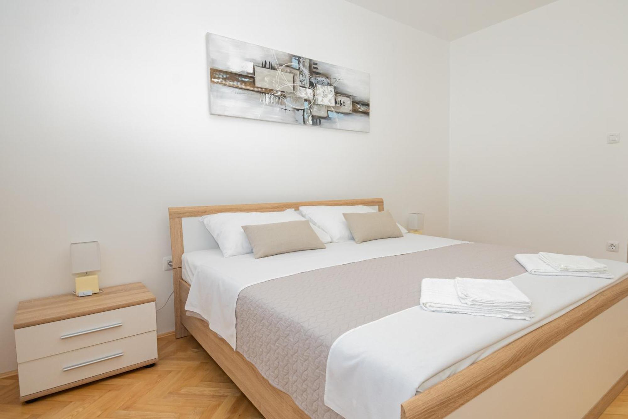 קרק Apartmani Cimerman מראה חיצוני תמונה