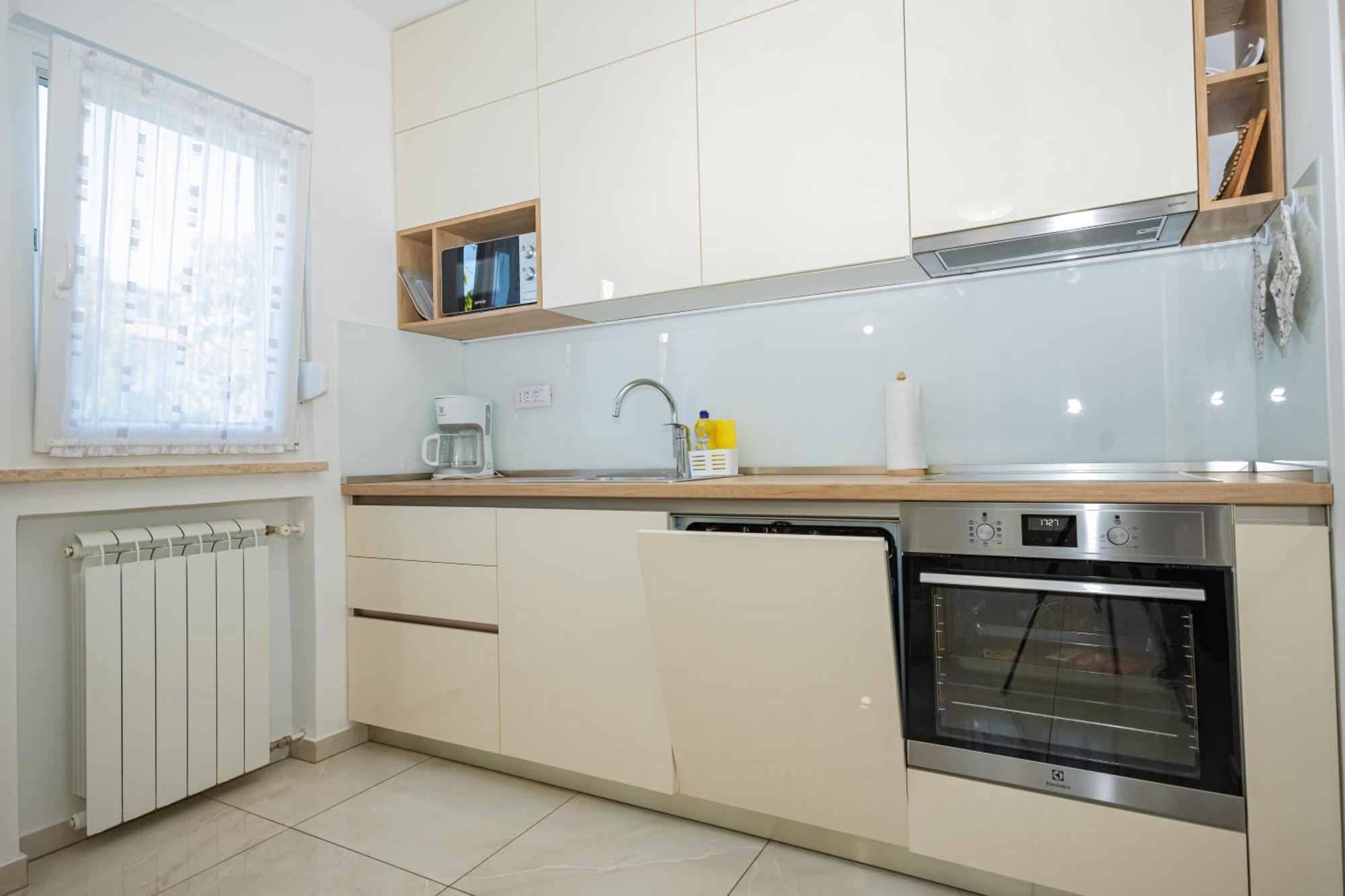 קרק Apartmani Cimerman מראה חיצוני תמונה